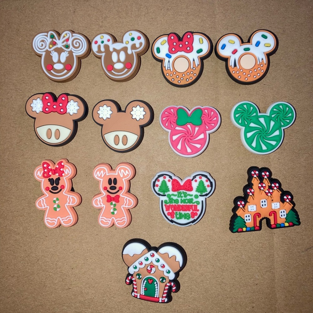 13pcs Mickey & Minnie Gingerbready candy cane SC
